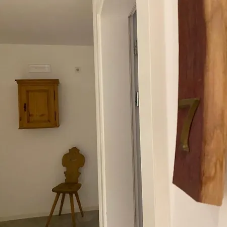 בית הארחה Garni Vinea Montis טרמנו